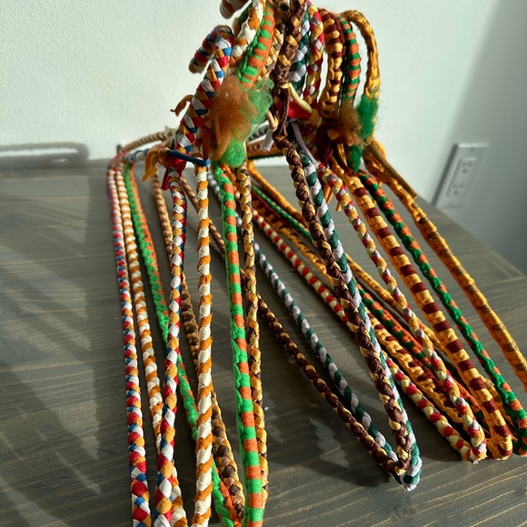 Vintage metal hand macramé hangers - Picture 8 of 9